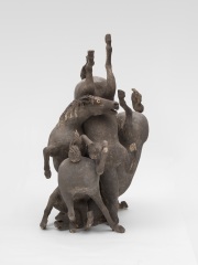 Helios’ Horses II · 2025 · stoneware · 100 x 53 x 64 cm · photo: Trevor Lloyd