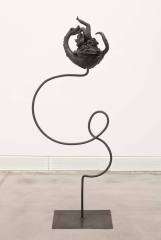 Uroboros · 2018/2019 · bronze, iron · 140 x 34 x 23 cm · photo: Ludger Paffrath