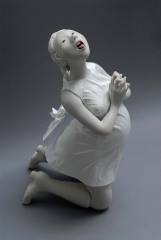 Praying Woman · 2006 · marble cast, gouache, silk dress · h 44 cm · photo: Jürgen Gebhardt