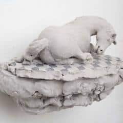Untitled (two-part) · 2022 · grey clay, engobe · 24 x 20 x 30 cm · photo: Ludger Paffrath