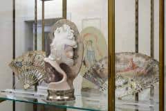 Roasted in Hot Love · An intervention in the epoch rooms of the Villa Metzler · MAK Frankfurt · 2012/2013 · photo: Axel Schneider